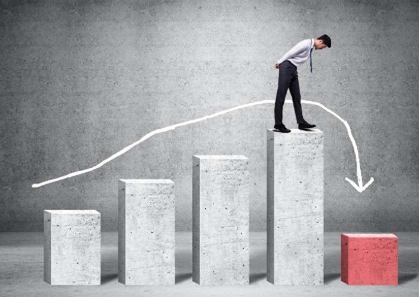 Power Equipment Sector: Profitability Outlook Diverges